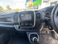 USED 2021 21 RENAULT TRAFIC 2.0 dCi ENERGY 28 Sport Panel Van 5dr Diesel Manual SWB Standard Roof Euro 6 (s/s) (120 ps) This 2021 Renault Trafic boasts a clear vehicle history, offering you peace of mind. This dCi ENERGY 28 Sport SWB Standard Roof model is powered by an efficient 2.0 litre diesel engine, meeting Euro 6 emission standards. Its Sport trim level adds a touch of style and practicality, making it a versatile choice for a variety of needs. The Trafic's robust 2.0 dCi engine provides a strong performance while remaining economical, a key advantage over many other vans in its class.