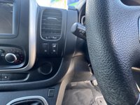 USED 2021 21 RENAULT TRAFIC 2.0 dCi ENERGY 28 Sport Panel Van 5dr Diesel Manual SWB Standard Roof Euro 6 (s/s) (120 ps) This 2021 Renault Trafic boasts a clear vehicle history, offering you peace of mind. This dCi ENERGY 28 Sport SWB Standard Roof model is powered by an efficient 2.0 litre diesel engine, meeting Euro 6 emission standards. Its Sport trim level adds a touch of style and practicality, making it a versatile choice for a variety of needs. The Trafic's robust 2.0 dCi engine provides a strong performance while remaining economical, a key advantage over many other vans in its class.