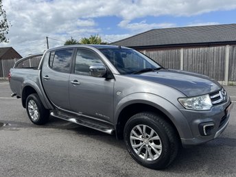 2016 MITSUBISHI L200