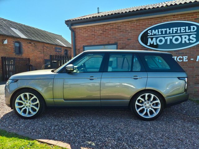 View our LAND ROVER RANGE ROVER