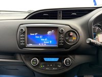 USED 2020 20 TOYOTA YARIS 1.5 VVT-h Y20 Bi-tone Hatchback 5dr Petrol Hybrid E-CVT Euro 6 (s/s) (100 ps) 2020 AUTO HYBRID, Dual Climate, CARPLAY, Bluetooth, Reverse Camera & Dynamic Guidelines, Cruise Control, 16" Machined Alloys, Only 11000 Miles Full Toyota S/H
