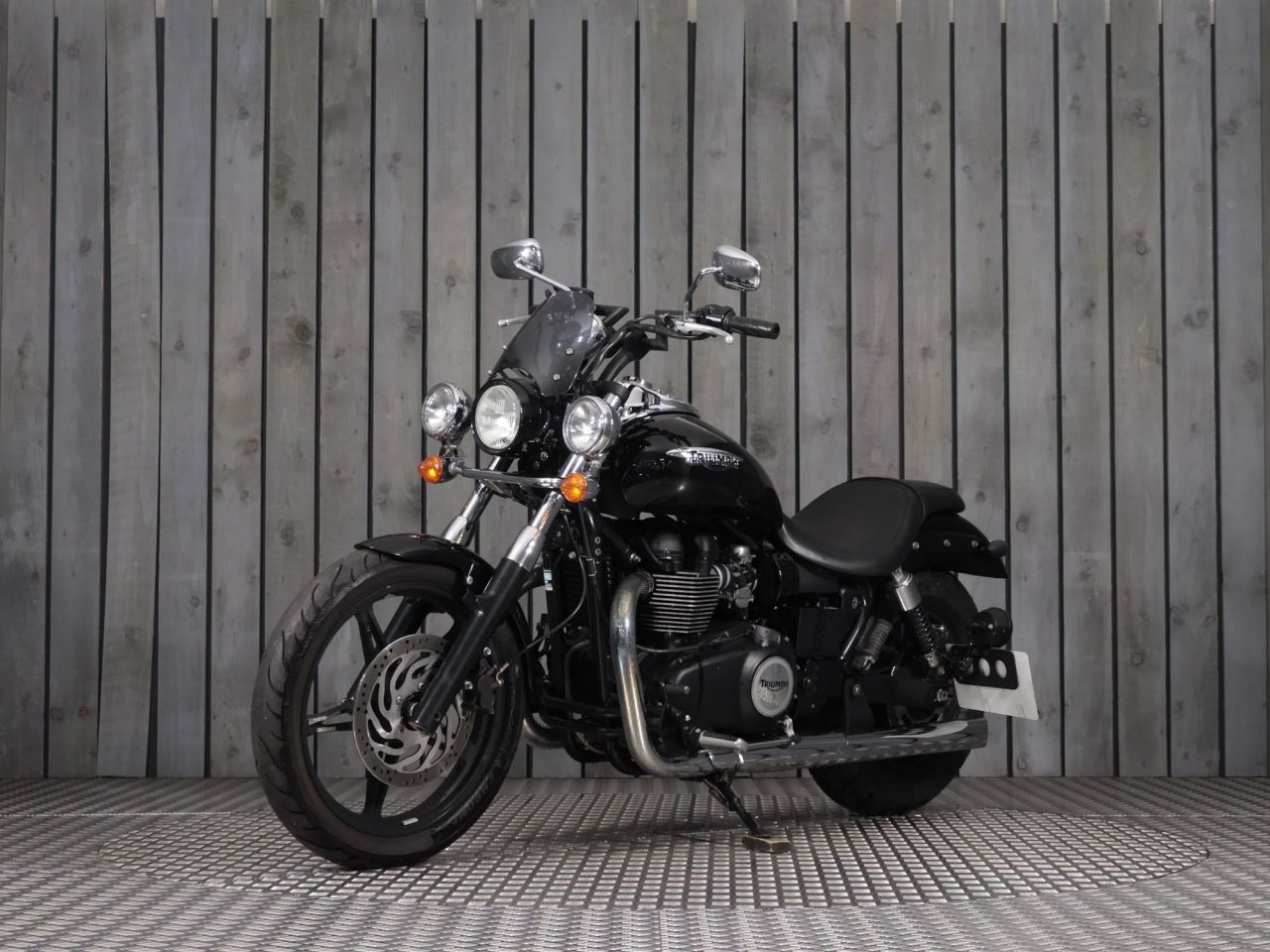 TRIUMPH SPEEDMASTER 865