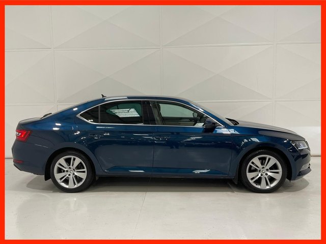View our SKODA SUPERB