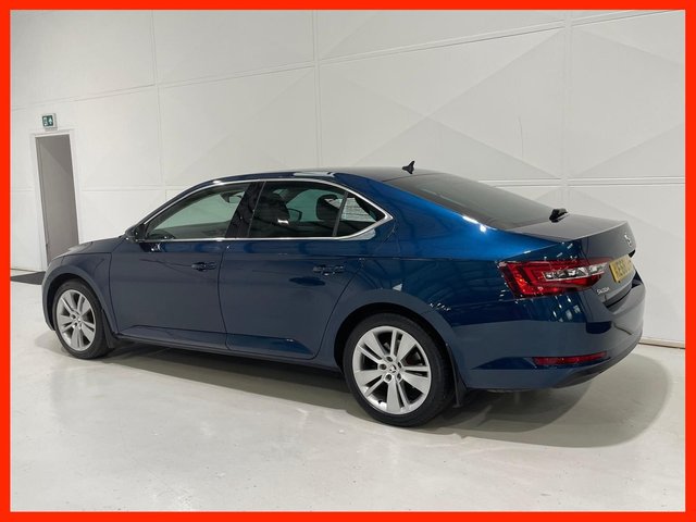 View our SKODA SUPERB
