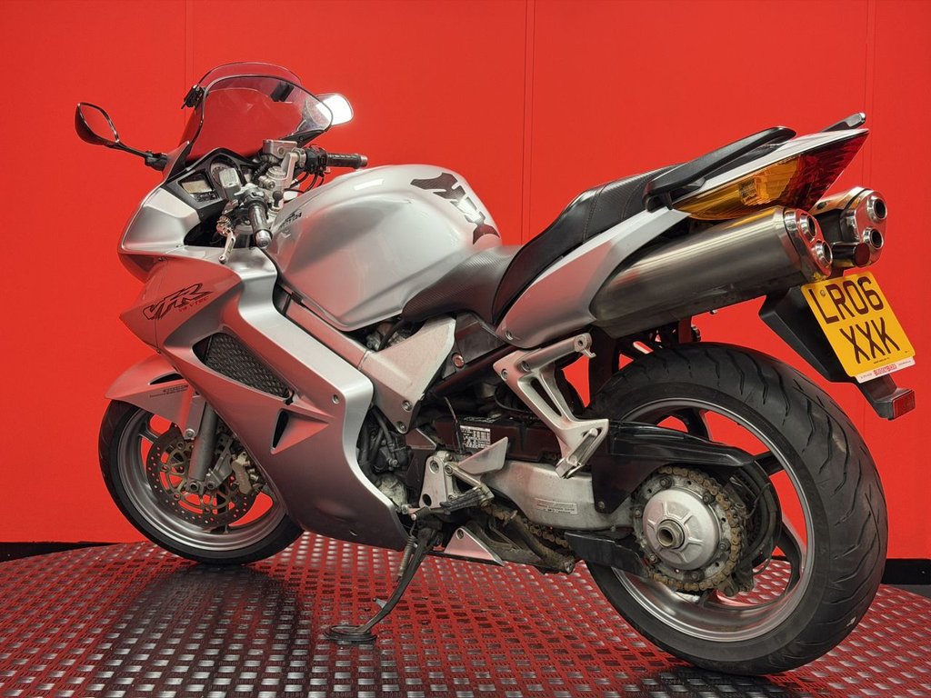 USED 2006 06 HONDA VFR800 TRADE BIKES AT TRADE PRICES 