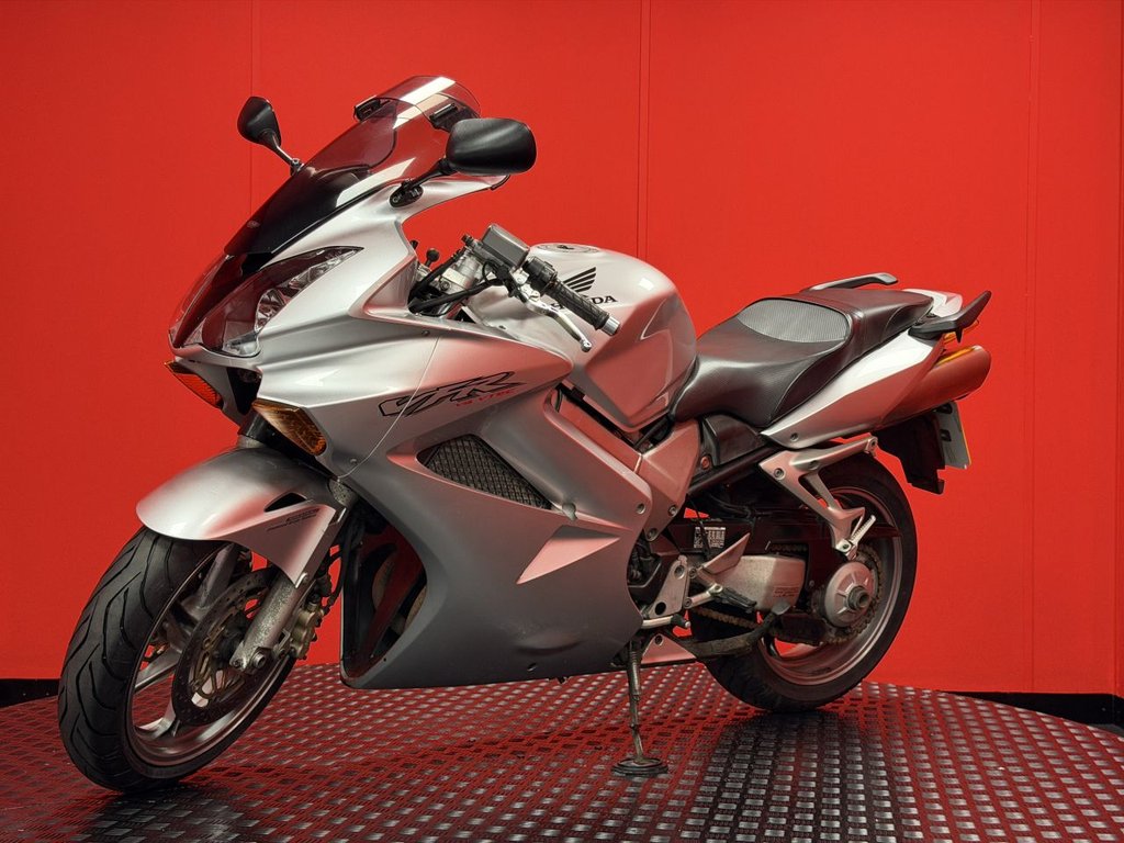 USED 2006 06 HONDA VFR800 TRADE BIKES AT TRADE PRICES 