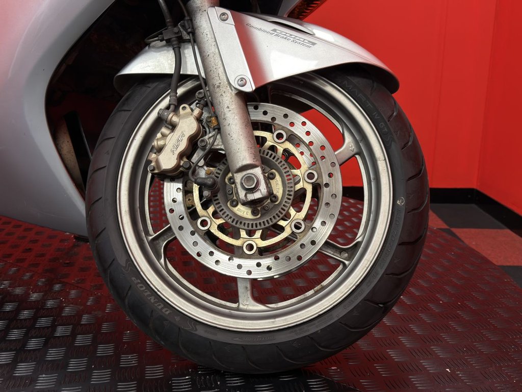 USED 2006 06 HONDA VFR800 TRADE BIKES AT TRADE PRICES 