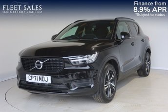 2022 VOLVO XC40