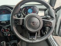 USED 2021 21 MINI HATCH 1.5 Cooper Exclusive Auto 5dr CLICK+COLLECT / HOME DELIVERY