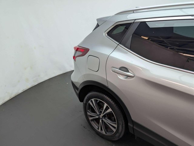 USED 2017 67 NISSAN QASHQAI 1.2 Qashqai N-Connecta DiG-T 5dr CLICK+COLLECT / HOME DELIVERY