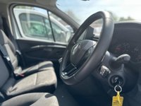 USED 2022 72 RENAULT TRAFIC 2.0 dCi Blue SL28 Business+ L1 H1 Euro 6 (s/s) 5dr ** 4 To choose From **