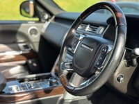 USED 2017 67 LAND ROVER RANGE ROVER 3.0 V6 Vogue SE Auto 4WD Euro 6 (s/s) 5dr * Opening Panoramic Roof *