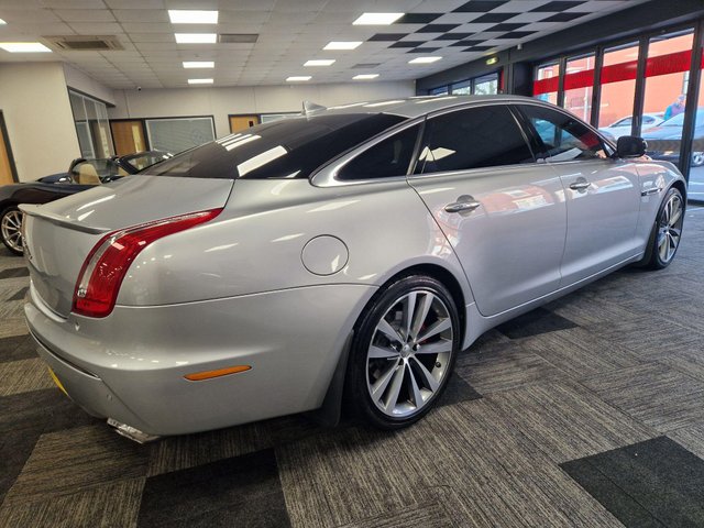 View our JAGUAR XJ