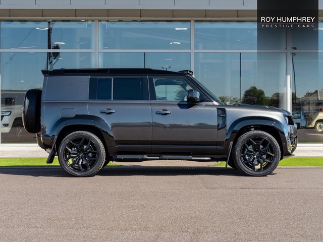 View our LAND ROVER DEFENDER