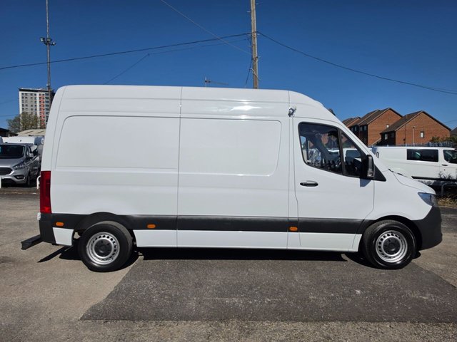 View our MERCEDES-BENZ SPRINTER