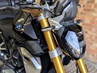 USED 2023 73 BMW R 1250 R SE. TRIPLE BLACK. ONLY 209 MILES. TOP BOX. JUST HAD A BMW SERVICE TOO. Genuine, very low mileage