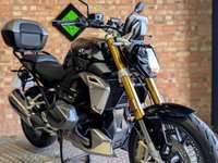 USED 2023 73 BMW R 1250 R SE. TRIPLE BLACK. ONLY 209 MILES. TOP BOX. JUST HAD A BMW SERVICE TOO. Genuine, very low mileage