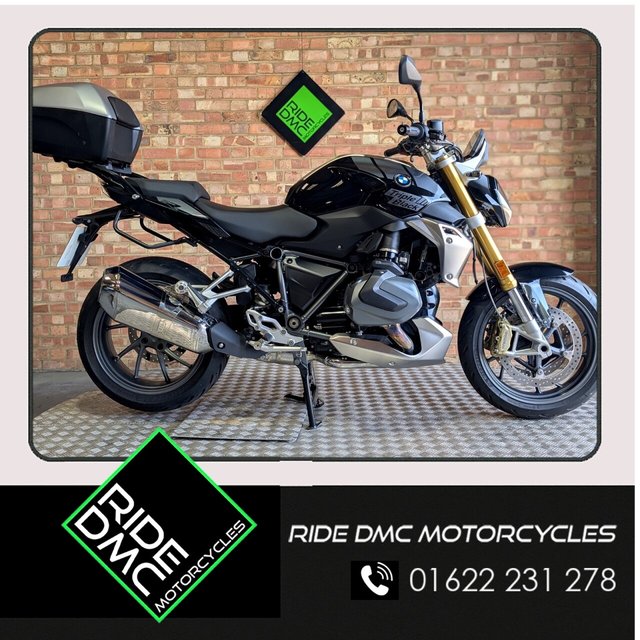 View our BMW R 1250 R SE. TRIPLE BLACK. ONLY 209 MILES. TOP BOX. JUST HAD A BMW SERVICE TOO.