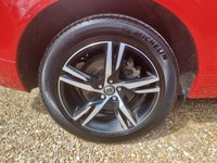 USED 2019 19 VOLVO XC60 2.0 D4 R-Design SUV 5dr Diesel Manual AWD Euro 6 (s/s) (190 ps) ** WE OFFER FINANCE ON THIS CAR **