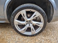 USED 2018 68 VOLVO XC90 2.0h T8 Twin Engine 10.4kWh R-Design Pro SUV 5dr Petrol Plug-in Hybrid Auto 4WD Euro 6 (s/s) (390 ps) ** WE OFFER FINANCE ON THIS CAR **