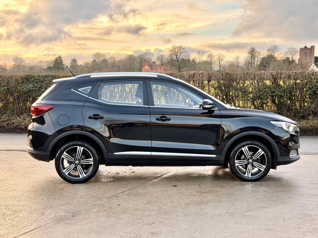 USED 2019 69 MG MG ZS 1.0 T-GDI Exclusive SUV 5dr Petrol Auto Euro 6 (111 ps) 4 Services|Camera|SatNav|Apple CarPlay/Android Auto|Sensors|Cruise|