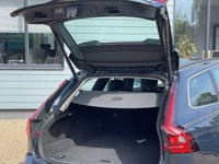 USED 2021 21 VOLVO V90 2.0 B4 MHEV Momentum Estate 5dr Diesel Hybrid Auto Euro 6 (s/s) (197 ps) REVERSE CAMERA-HEATED LEATHER SEATS
