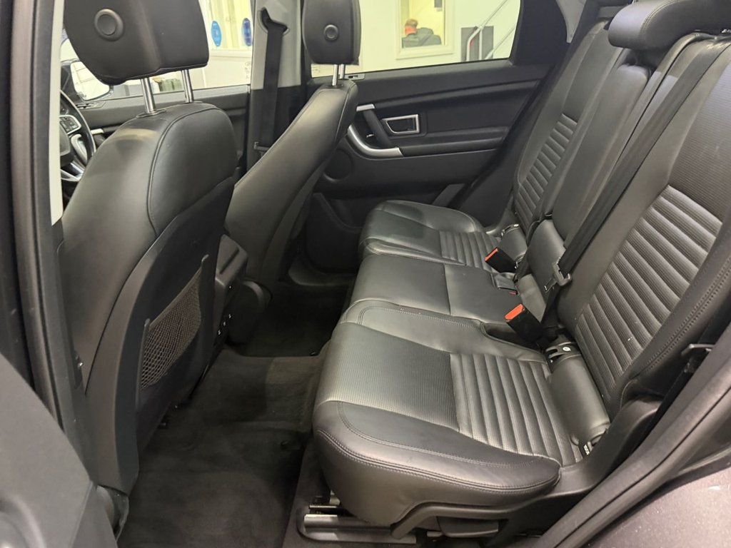 USED 2017 17 LAND ROVER DISCOVERY SPORT 2.0 TD4 HSE Luxury SUV 5dr Diesel Auto 4WD Euro 6 (s/s) (180 ps) 