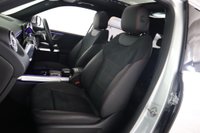 USED 2021 71 MERCEDES-BENZ GLB 2.0 GLB220d AMG Line (Premium Plus) 8G-DCT 4MATIC Euro 6 (s/s) 5dr Pan Sunroof, Rev Camera,