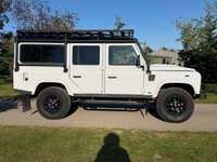 USED 2014 14 LAND ROVER DEFENDER 2.2 TDCi XS Pickup Double Cab 4dr Diesel Manual 4WD MWB Euro 5 (122 ps) XS TOP SPEC 110 WHITE