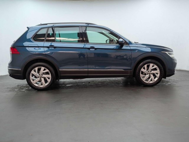 USED 2021 21 VOLKSWAGEN TIGUAN 1.5 Tiguan Life TSi 5dr CLICK+COLLECT / HOME DELIVERY