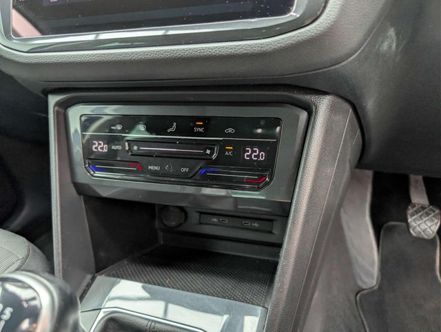 USED 2021 21 VOLKSWAGEN TIGUAN 1.5 Tiguan Life TSi 5dr CLICK+COLLECT / HOME DELIVERY