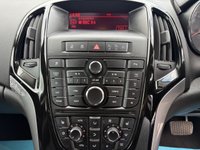 USED 2014 Y VAUXHALL ASTRA 1.6 16v Elite Hatchback 5dr Petrol Auto Euro 5 (115 ps) 