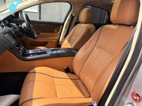 USED 2010 60 JAGUAR XJ 3.0d V6 Portfolio Saloon 4dr Diesel Auto Euro 5 (275 ps) 