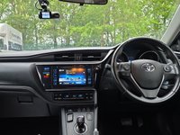 USED 2016 16 TOYOTA AURIS 1.8 VVT-h Business Edition Hatchback 5dr Petrol Hybrid CVT Euro 6 (s/s) (136 ps) 