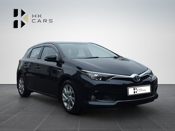 2016 TOYOTA AURIS