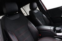 USED 2022 22 MERCEDES-BENZ GLB 2.0 GLB200d AMG Line 8G-DCT Euro 6 (s/s) 5dr FULL MERCEDES SERVICE HISTORY