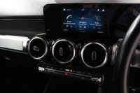 USED 2022 22 MERCEDES-BENZ GLB 2.0 GLB200d AMG Line 8G-DCT Euro 6 (s/s) 5dr FULL MERCEDES SERVICE HISTORY