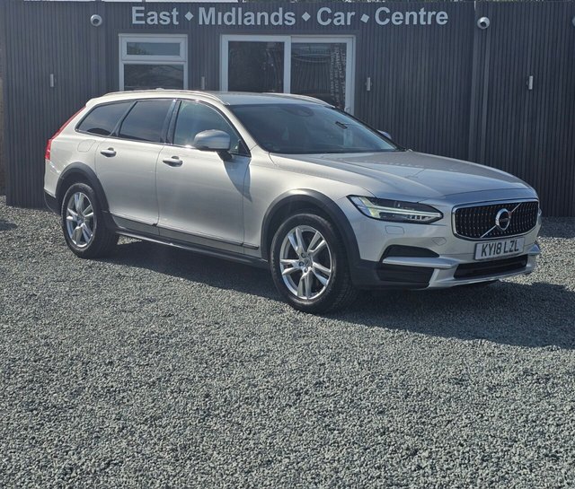 View our Volvo V90 Cross Country 2.0 D5 PowerPulse Pro Estate 5dr Diesel Auto AWD Euro 6 (s/s) (235 ps)