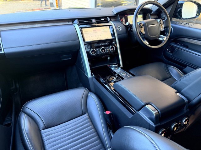 View our LAND ROVER DISCOVERY