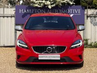 USED 2018 68 VOLVO V40 2.0 T3 GPF R-Design Nav Plus Hatchback 5dr Petrol Manual Euro 6 (s/s) (152 ps) 