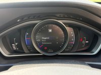 USED 2018 68 VOLVO V40 2.0 T3 GPF R-Design Nav Plus Hatchback 5dr Petrol Manual Euro 6 (s/s) (152 ps) 