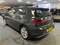 USED 2022 71 VOLKSWAGEN GOLF 1.5 eTSI MHEV Style Hatchback 5dr Petrol Hybrid DSG Euro 6 (s/s) (150 ps) + 1 OWNER + FULL SERVICE HISTORY + 6 MONTHS WARRANTY + MIN 6 MONTHS MOT + SATNAV + APP CONNECT +