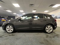 USED 2022 71 VOLKSWAGEN GOLF 1.5 eTSI MHEV Style Hatchback 5dr Petrol Hybrid DSG Euro 6 (s/s) (150 ps) + 1 OWNER + FULL SERVICE HISTORY + 6 MONTHS WARRANTY + MIN 6 MONTHS MOT + SATNAV + APP CONNECT +