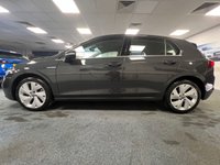 USED 2022 71 VOLKSWAGEN GOLF 1.5 eTSI MHEV Style Hatchback 5dr Petrol Hybrid DSG Euro 6 (s/s) (150 ps) FULL SERVICE HISTORY + 6 MONTHS WARRANTY + MIN 6 MONTHS MOT + SATNAV + APP CONNECT +