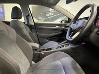 USED 2022 71 VOLKSWAGEN GOLF 1.5 eTSI MHEV Style Hatchback 5dr Petrol Hybrid DSG Euro 6 (s/s) (150 ps) FULL SERVICE HISTORY + 6 MONTHS WARRANTY + MIN 6 MONTHS MOT + SATNAV + APP CONNECT +