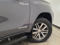 USED 2020 20 TOYOTA HI-LUX 2.4 D-4D Invincible X Pickup Double Cab 4dr Diesel Manual 4WD Euro 6 (s/s) (TSS) (150 ps) 
