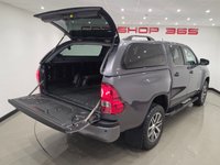 USED 2020 20 TOYOTA HI-LUX 2.4 D-4D Invincible X Pickup Double Cab 4dr Diesel Manual 4WD Euro 6 (s/s) (TSS) (150 ps) 