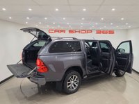 USED 2020 20 TOYOTA HI-LUX 2.4 D-4D Invincible X Pickup Double Cab 4dr Diesel Manual 4WD Euro 6 (s/s) (TSS) (150 ps) 