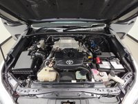 USED 2020 20 TOYOTA HI-LUX 2.4 D-4D Invincible X Pickup Double Cab 4dr Diesel Manual 4WD Euro 6 (s/s) (TSS) (150 ps) 