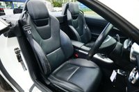 USED 2011 61 MERCEDES-BENZ SLK 1.8 SLK200 BlueEfficiency Edition 125 Convertible 2dr Petrol G-Tronic+ Euro 5 (s/s) (184 ps) CALCITE WHITE PAINTWORK + SAT NAV + DAB RADIO + BLUETOOTH